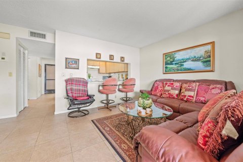 Copropriété à vendre à Deerfield Beach, Floride: 2 chambres, 106.84 m2 № 2414273 - photo 15