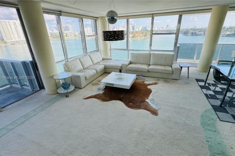 Condominio en venta en Miami Beach, Florida, 2 dormitorios, 143.07 m2 № 1867868 - foto 13