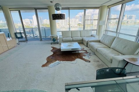 Condominio en venta en Miami Beach, Florida, 2 dormitorios, 143.07 m2 № 1867868 - foto 16