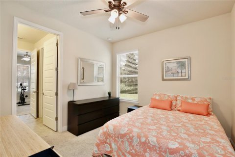 House in Winter Garden, Florida 4 bedrooms, 212.84 sq.m. № 1869817 - photo 23