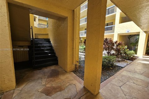 Copropriété à louer à Lauderhill, Floride: 2 chambres, 109.62 m2 № 2025606 - photo 5