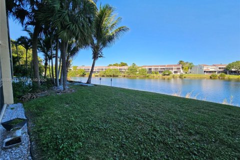 Copropriété à louer à Lauderhill, Floride: 2 chambres, 109.62 m2 № 2025606 - photo 29