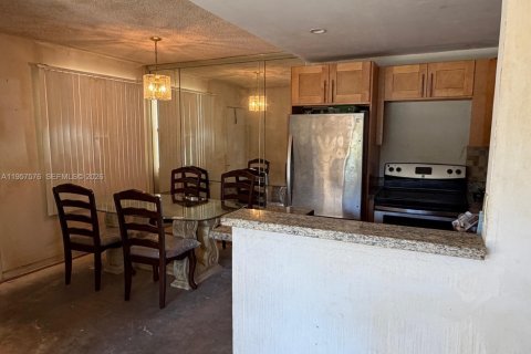 Купить кондоминиум в Майами-Гарденс, Флорида 2 спальни, 75.81м2, № 2011334 - фото 9