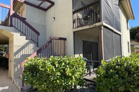 Купить кондоминиум в Майами-Гарденс, Флорида 2 спальни, 75.81м2, № 2011334 - фото 5