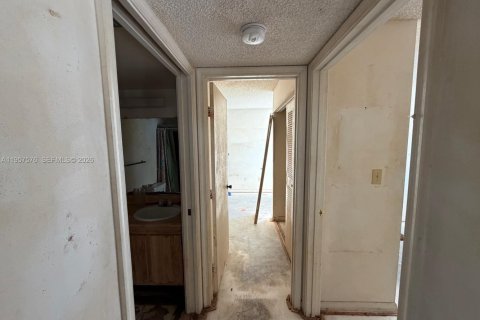 Купить кондоминиум в Майами-Гарденс, Флорида 2 спальни, 75.81м2, № 2011334 - фото 20