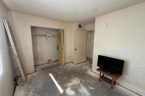 Купить кондоминиум в Майами-Гарденс, Флорида 2 спальни, 75.81м2, № 2011334 - фото 19
