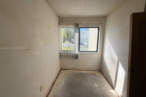 Купить кондоминиум в Майами-Гарденс, Флорида 2 спальни, 75.81м2, № 2011334 - фото 23