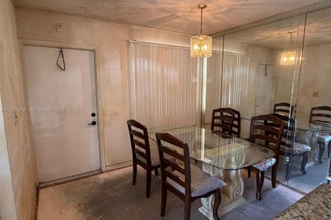 Купить кондоминиум в Майами-Гарденс, Флорида 2 спальни, 75.81м2, № 2011334 - фото 8