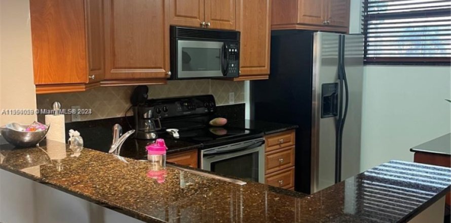 Condo à Oakland Park, Floride, 2 chambres  № 1860879