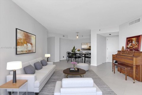 Condo in Aventura, Florida, 3 bedrooms  № 2176809 - photo 9