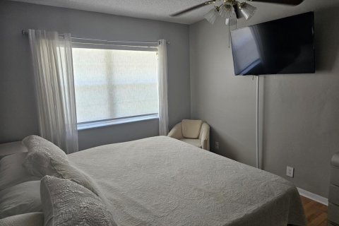 Condo in Pompano Beach, Florida, 1 bedroom  № 2250798 - photo 12