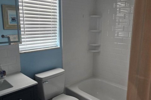 Condo in Pompano Beach, Florida, 1 bedroom  № 2250798 - photo 17