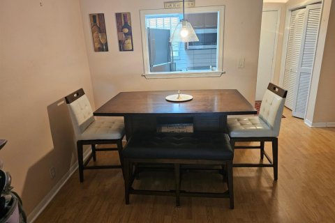 Condo in Pompano Beach, Florida, 1 bedroom  № 2250798 - photo 3
