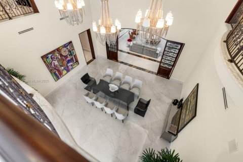 Снять в аренду виллу или дом в Майами-Бич, Флорида 8 спален, 1082.31м2, № 1940529 - фото 7