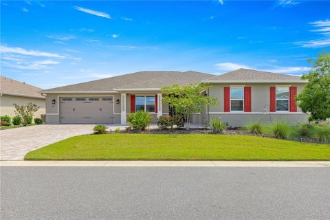 House in Ocala, Florida 3 bedrooms, 214.7 sq.m. № 1681822 - photo 1