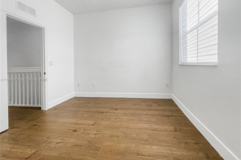 Copropriété à louer à Miramar, Floride: 3 chambres, 116.22 m2 № 2056746 - photo 9