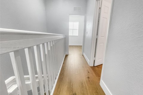 Copropriété à louer à Miramar, Floride: 3 chambres, 116.22 m2 № 2056746 - photo 6