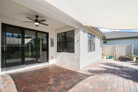 Casa en alquiler en Lake Worth, Florida, 4 dormitorios, 244.43 m2 № 1995487 - foto 7