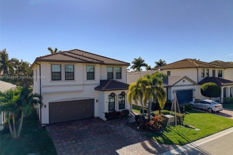 Casa en alquiler en Lake Worth, Florida, 4 dormitorios, 244.43 m2 № 1995487 - foto 2