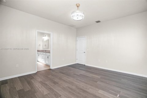 Casa en alquiler en Lake Worth, Florida, 4 dormitorios, 244.43 m2 № 1995487 - foto 22