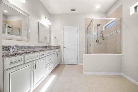 Casa en alquiler en Lake Worth, Florida, 4 dormitorios, 244.43 m2 № 1995487 - foto 25