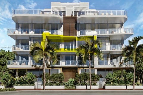 Condo in Miami Beach, Florida, 2 bedrooms  № 2009630 - photo 2