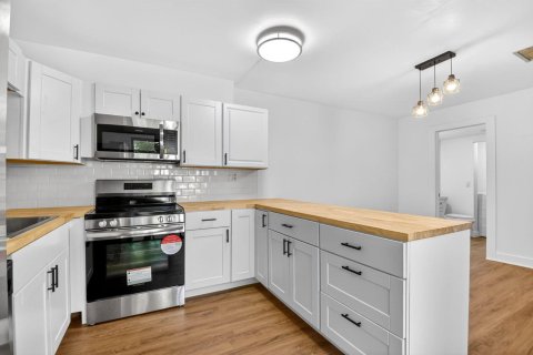 Adosado en venta en Palm Springs, Florida, 2 dormitorios, 114.46 m2 № 2146847 - foto 9