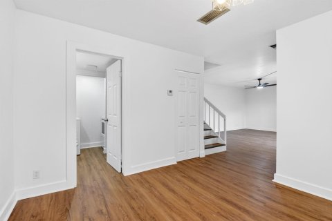 Adosado en venta en Palm Springs, Florida, 2 dormitorios, 114.46 m2 № 2146847 - foto 20