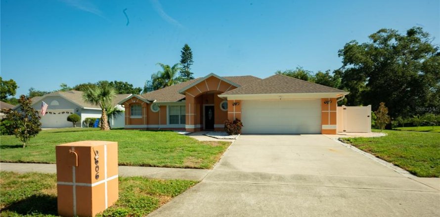 Villa ou maison à Ocoee, Floride 3 chambres, 154.59 m2 № 1852739