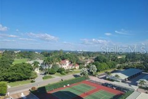 Condo in Longboat Key, Florida, 2 bedrooms  № 451497 - photo 13
