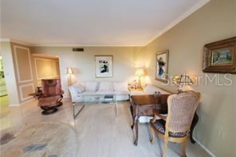 Condo in Longboat Key, Florida, 2 bedrooms  № 451497 - photo 10