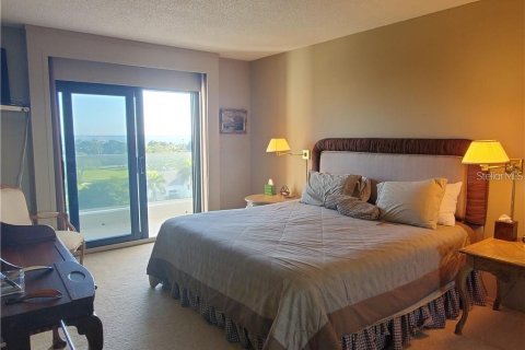 Condo in Longboat Key, Florida, 2 bedrooms  № 451497 - photo 17