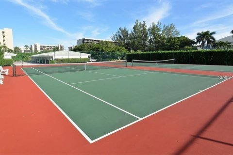 Condo in Longboat Key, Florida, 2 bedrooms  № 451497 - photo 28