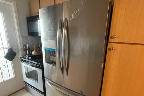 Apartment in Miami Beach, Florida 1 bedroom, 56.76 sq.m. № 1994610 - photo 2