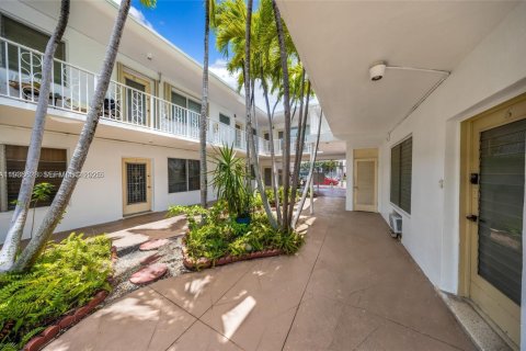 Apartment in Miami Beach, Florida 1 bedroom, 56.76 sq.m. № 1994610 - photo 12