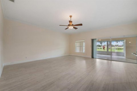 Condo in Sun City Center, Florida, 2 bedrooms № 2219121 - photo 22