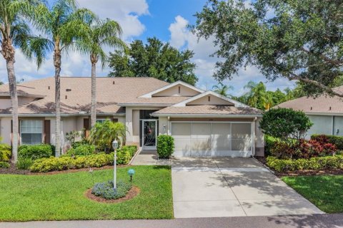 Condo in Sun City Center, Florida, 2 bedrooms № 2219121
