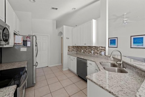 House in Kissimmee, Florida 3 bedrooms, 153.29 sq.m. № 2095345 - photo 13