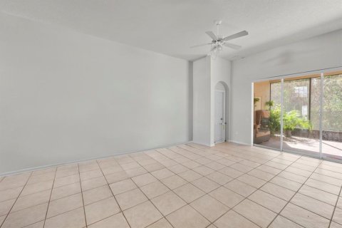 House in Kissimmee, Florida 3 bedrooms, 153.29 sq.m. № 2095345 - photo 10