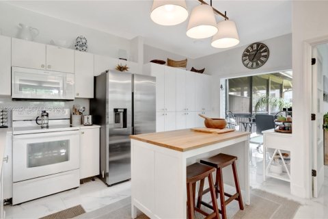 Снять в аренду кондоминиум в Бока-Ратон, Флорида 3 спальни, 151.34м2, № 2065012 - фото 13