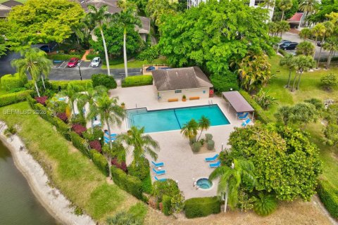 Снять в аренду кондоминиум в Бока-Ратон, Флорида 3 спальни, 151.34м2, № 2065012 - фото 28