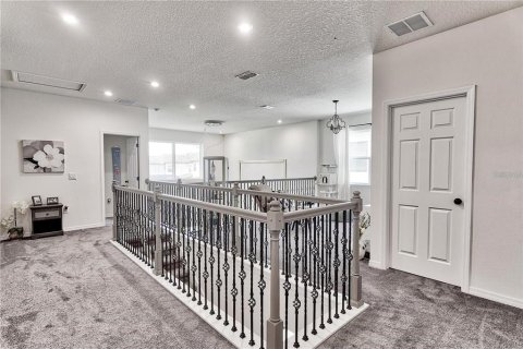 House in Winter Park, Florida 3 bedrooms, 185.99 sq.m. № 1744717 - photo 9