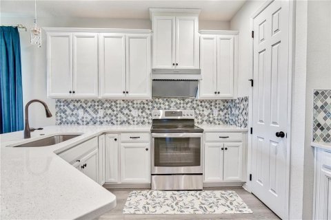House in Winter Park, Florida 3 bedrooms, 185.99 sq.m. № 1744717 - photo 7