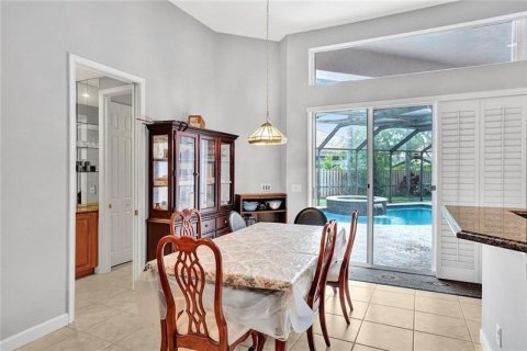 House in Plantation, Florida 5 bedrooms, 323.49 sq.m. № 2181962 - photo 23