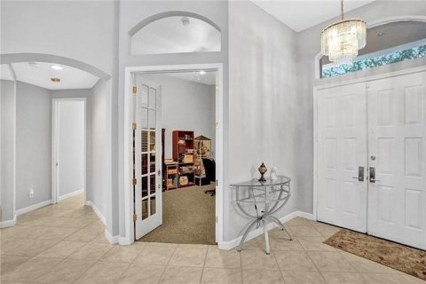 House in Plantation, Florida 5 bedrooms, 323.49 sq.m. № 2181962 - photo 8