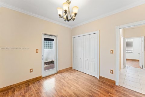 Купить виллу или дом в Майами, Флорида 3 спальни, 177.91м2, № 1953490 - фото 20