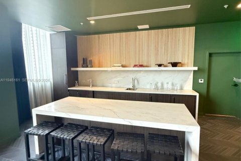 Condominio en venta en Miami, Florida, 32.52 m2 № 2002463 - foto 12