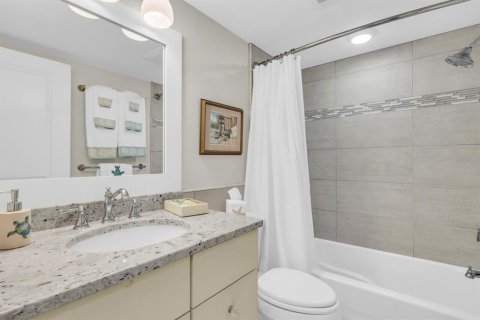 Copropriété à vendre à Boca Grande, Floride: 2 chambres, 123.19 m2 № 2420448 - photo 13