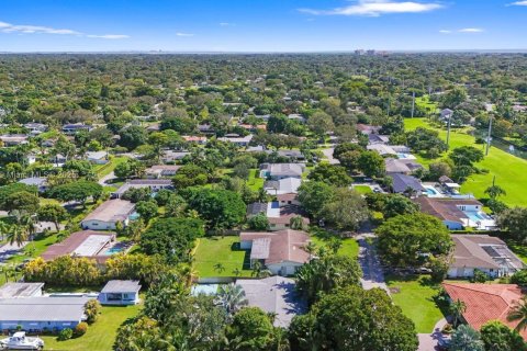 Casa en alquiler en Palmetto Bay, Florida, 4 dormitorios, 226.31 m2 № 1952046 - foto 23
