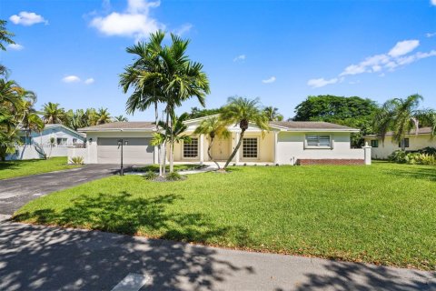 Casa en alquiler en Palmetto Bay, Florida, 4 dormitorios, 226.31 m2 № 1952046 - foto 5